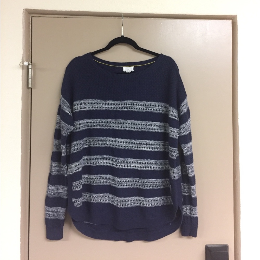 Caslon high low blue striped sweater S